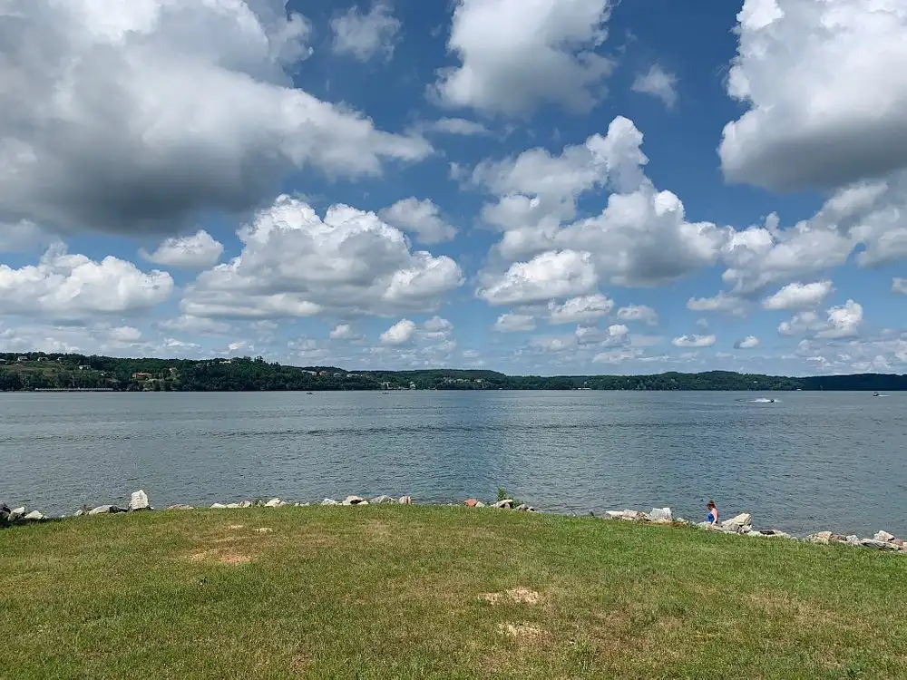 Pickwick Lake, Tennessee